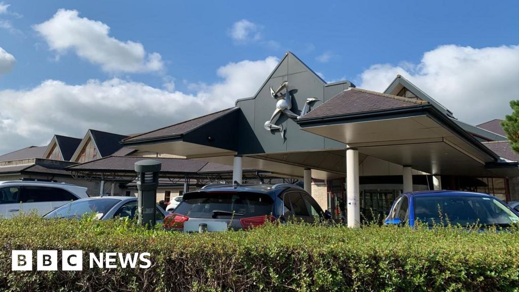 Medical society slams 'regressive' Manx healthcare tax proposals