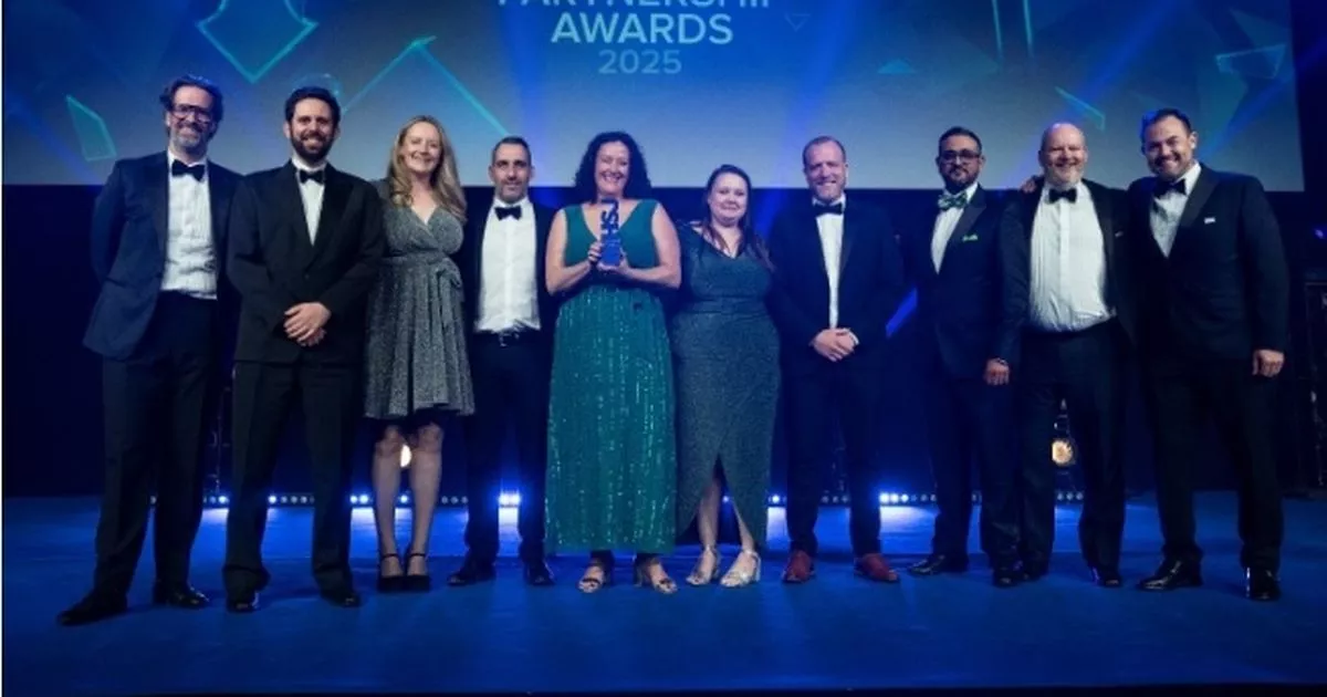 Eye team behind project saving NHS money wins prestigious award