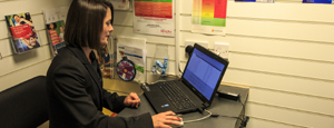 Pharmacist-uses-computer-featured-image.jpg