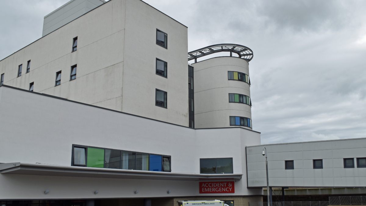 EHRC steps into NHS Fife trans changing room dispute