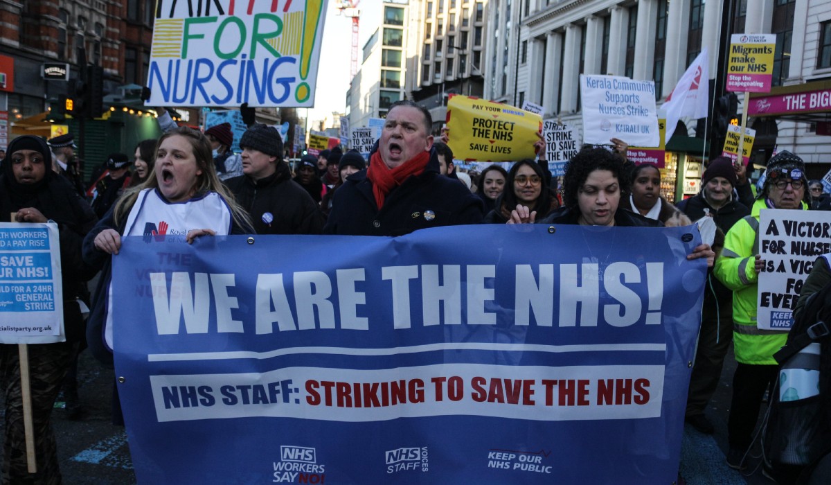 Nurse-strikers.jpg