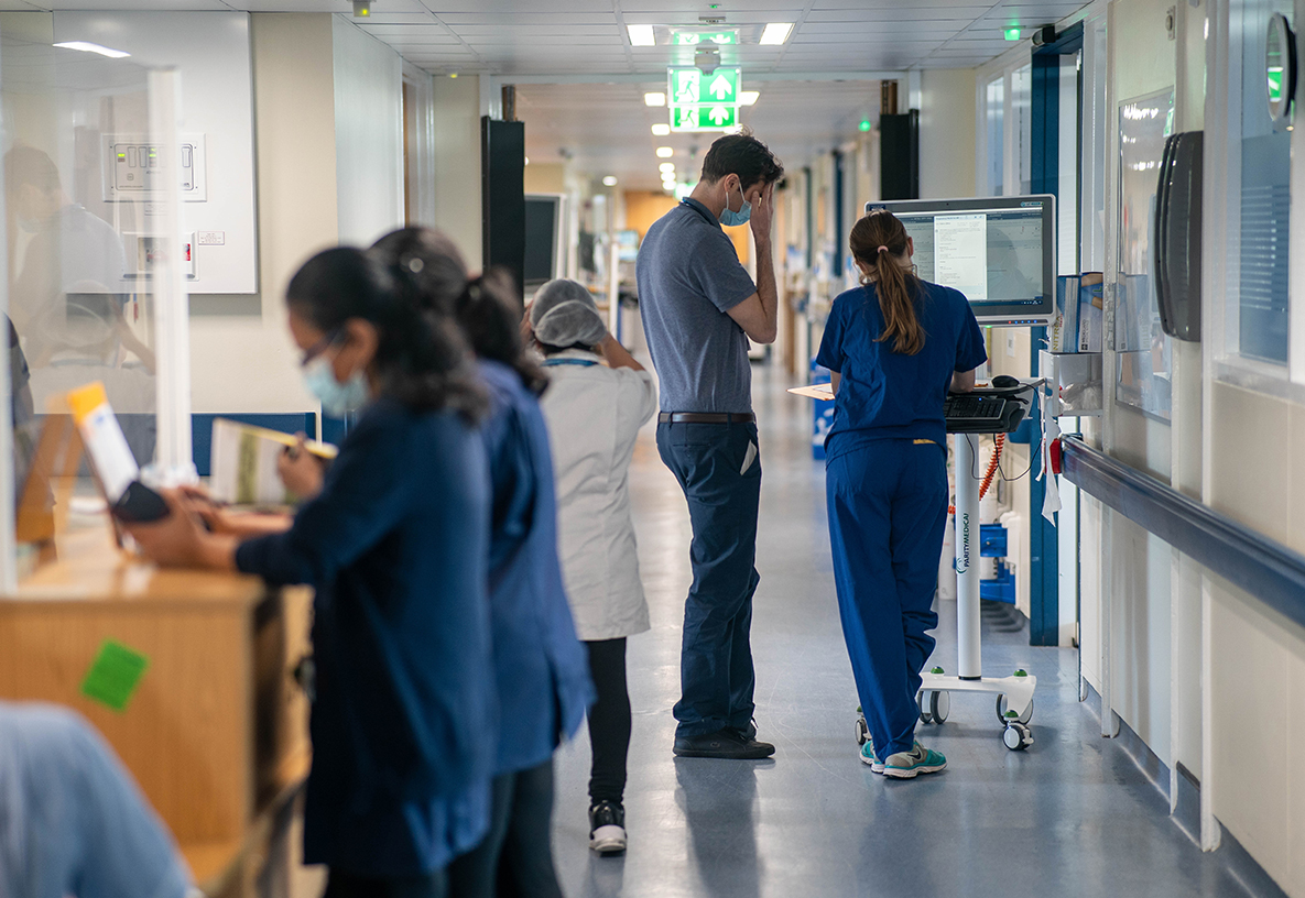 NHS staff's fury with Labour as pay delay exposes them to