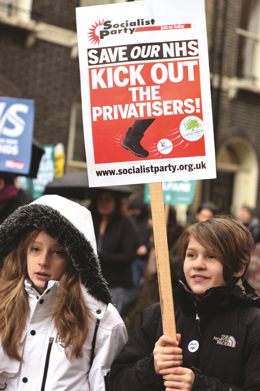Streeting abolishes NHS England: no job cuts!